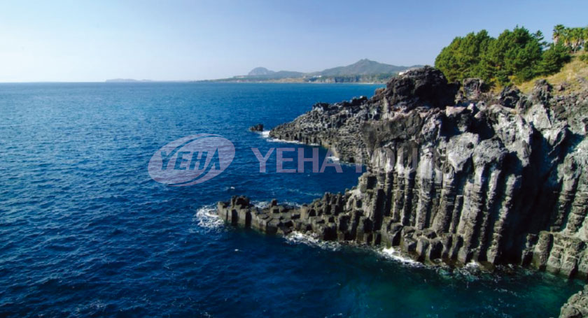 Jusangjeolli hexagon lava cliffs