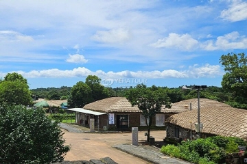 Thatched houses at Seongeup Folk Village